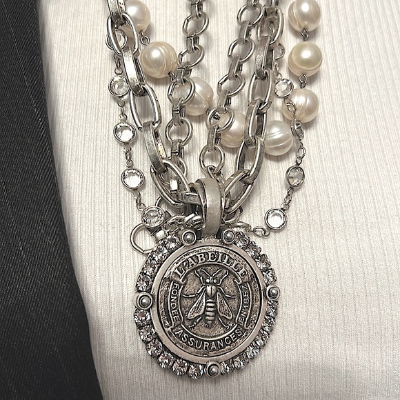 Custom French Kande Multi-Strand Necklace w/Crystal Bezel & Abeille Medallion - Picture 3 of 6